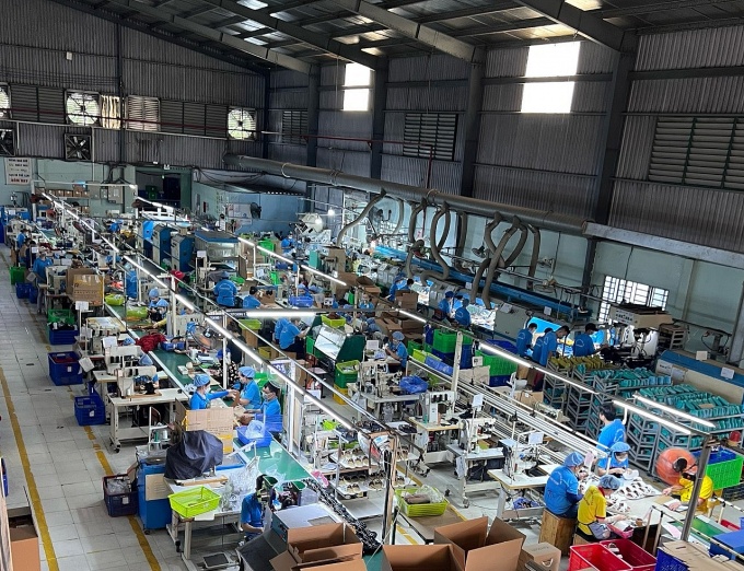 Công ty TNHH Giày da Giang Phạm tuyển lao động phổ thông với mức lương hấp dẫn