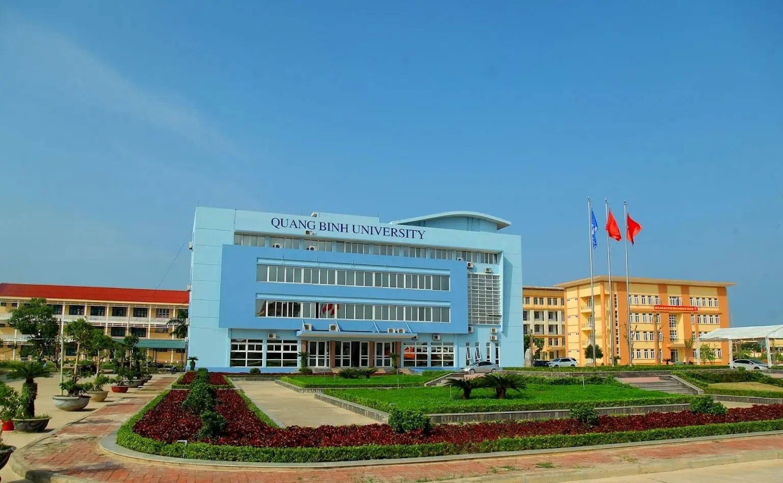 Trường Đại học Quảng Bình nợ lương: Công đoàn đang tìm giải pháp bảo vệ quyền lợi Trường Đại học Quảng Bình nợ lương: Công đoàn đang tìm giải pháp bảo vệ quyền lợi