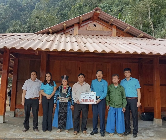Công đoàn chăm lo cho đoàn viên, NLĐ vùng sâu, vùng xa, người dân tộc thiểu số