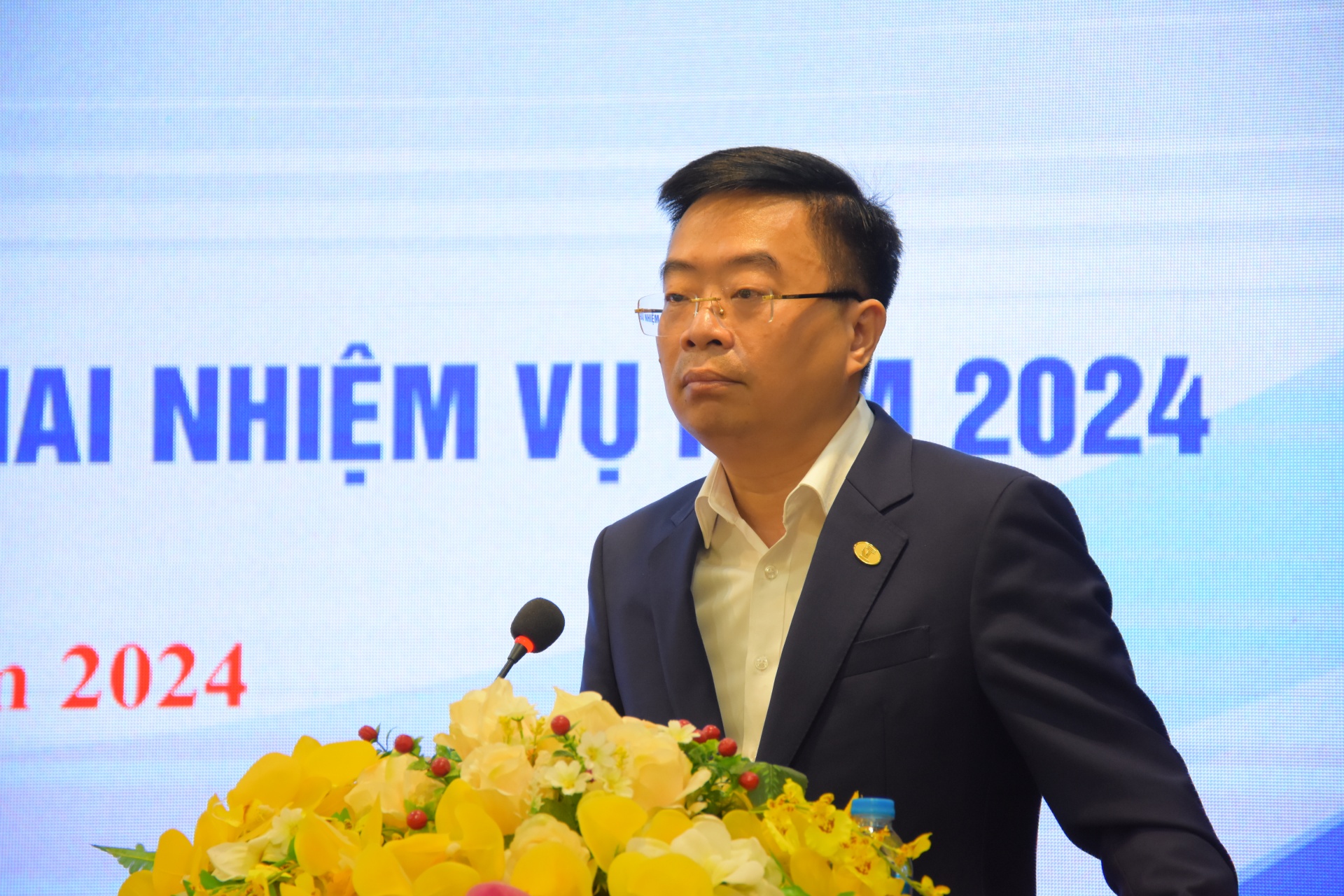 Năm kiên cường của Công đoàn Dệt May Việt Nam