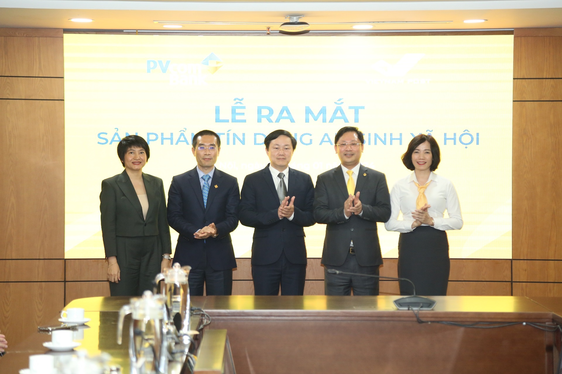 Bưu điện Việt Nam và Ngân hàng PVcomBank tổ chức ra mắt sản phẩm tín dụng an sinh xã hội