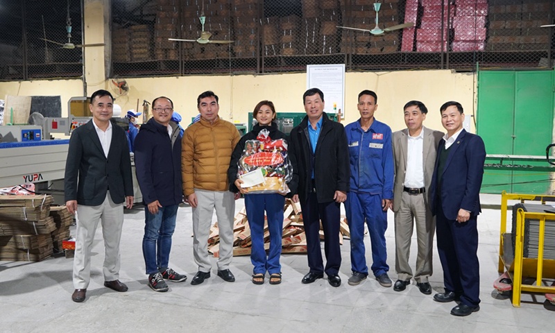 Đảm bảo người lao động được đón Tết vui vẻ, đầy đủ