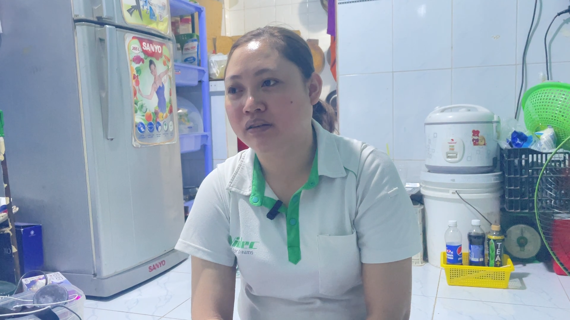 Những công nhân đón Tết xa quê