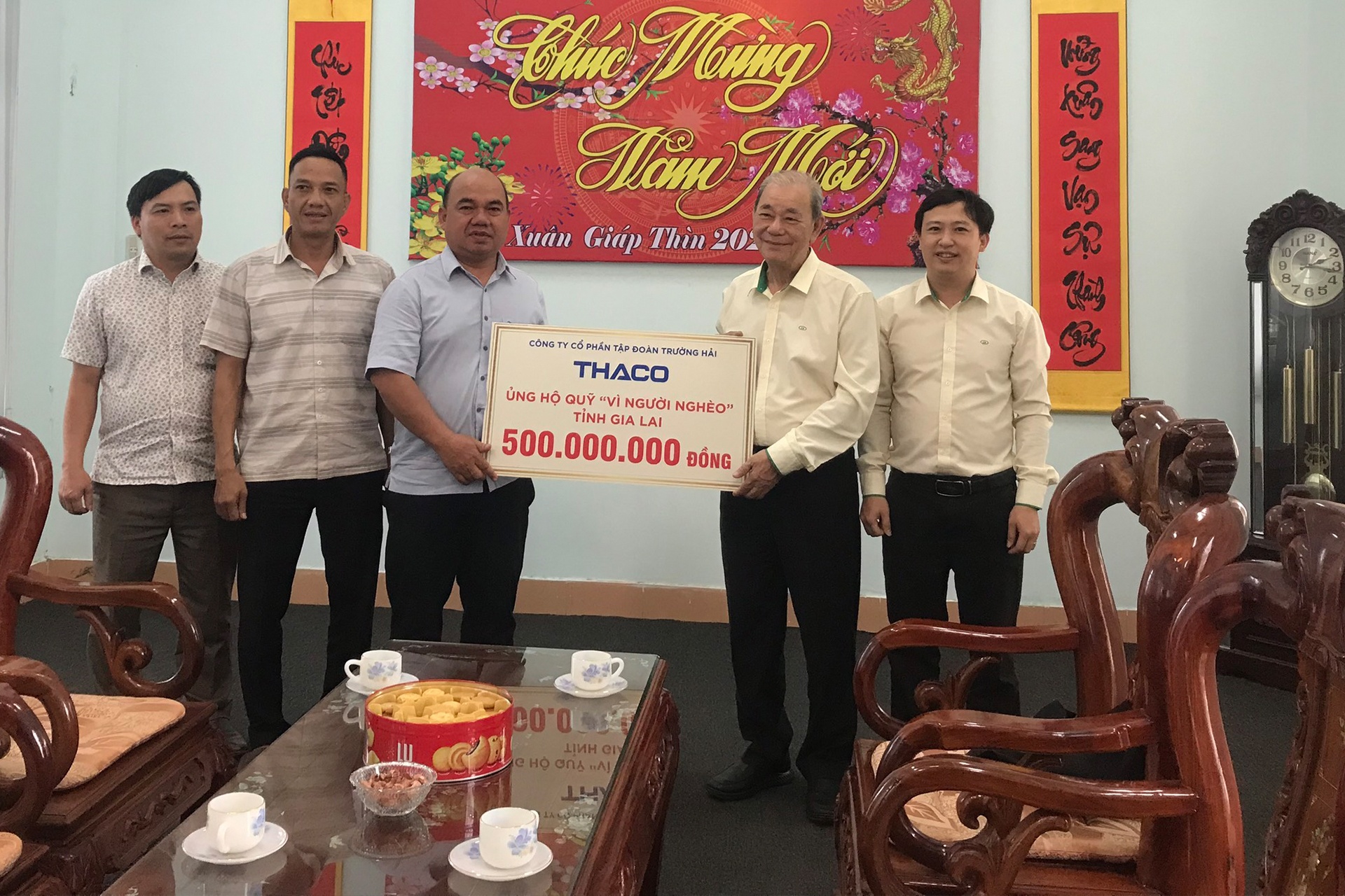 THACO trao gần 25 tỷ đồng cho Quỹ 
