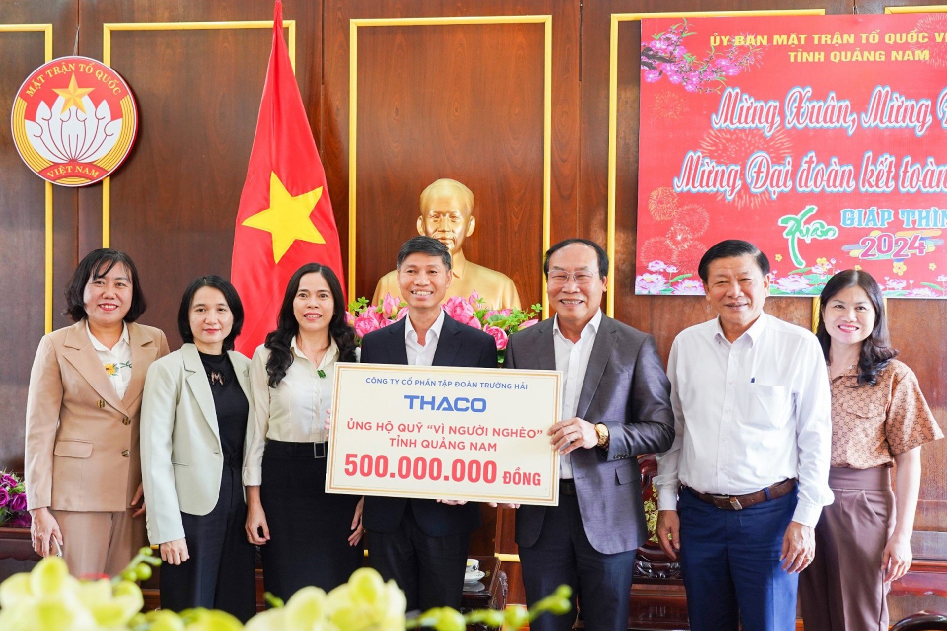 THACO trao gần 25 tỷ đồng cho Quỹ 