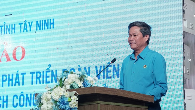 Cán bộ công đoàn 