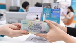 Thủ tướng yêu cầu Ngân hàng Nhà nước tiếp tục giảm lãi suất cho vay