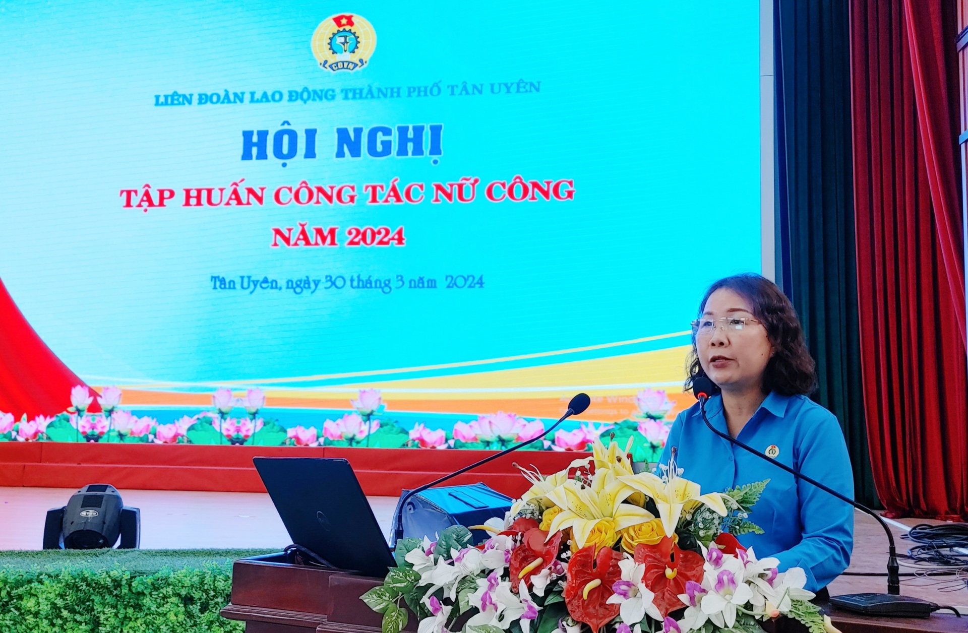 Phát huy vai trò Ban Nữ công trong chăm lo, bảo vệ quyền lợi lao động nữ Phát huy vai trò Ban Nữ công trong chăm lo, bảo vệ quyền lợi lao động nữ