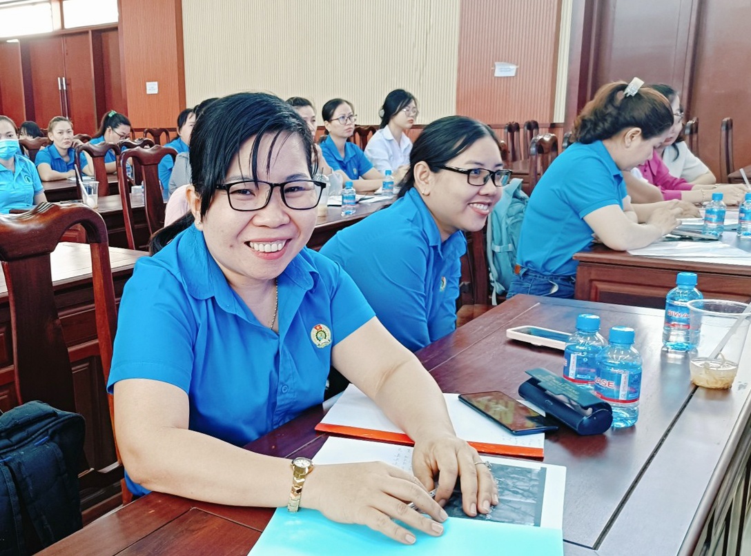 Phát huy vai trò Ban Nữ công trong chăm lo, bảo vệ quyền lợi lao động nữ Phát huy vai trò Ban Nữ công trong chăm lo, bảo vệ quyền lợi lao động nữ