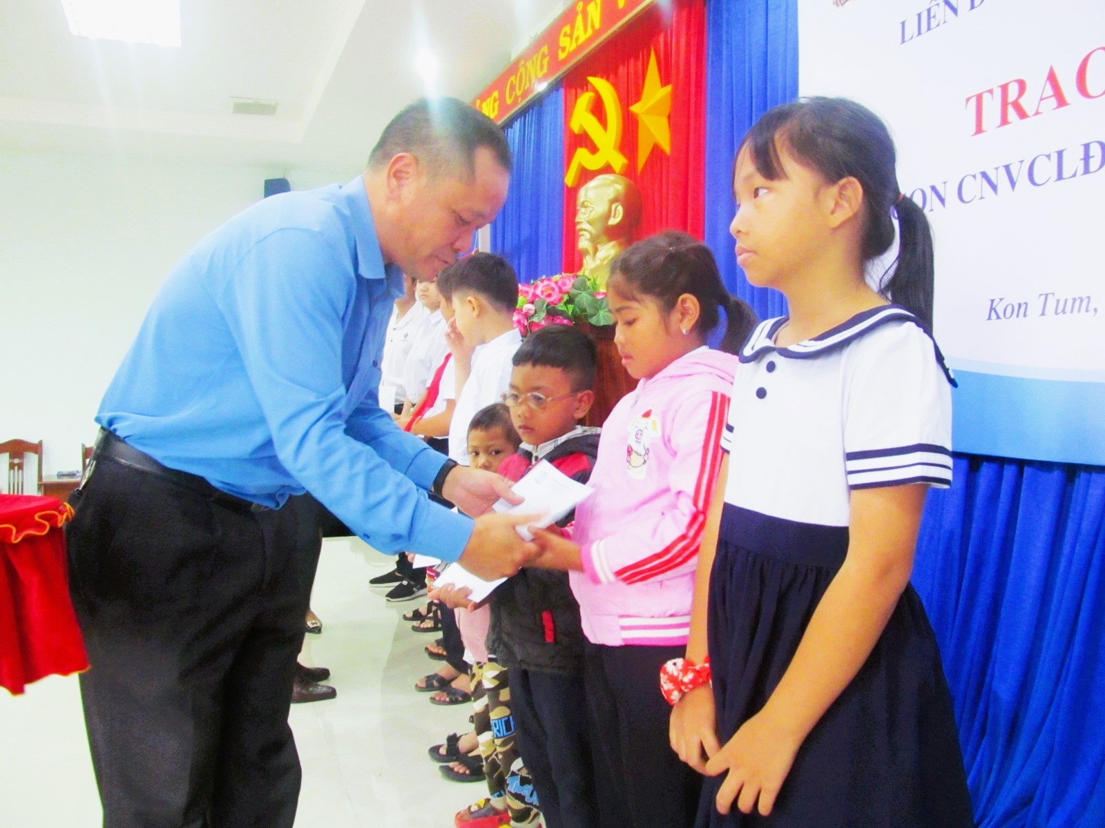 Bảo vệ quyền và lợi ích hợp pháp, chính đáng cho người lao động là nhiệm vụ số 1