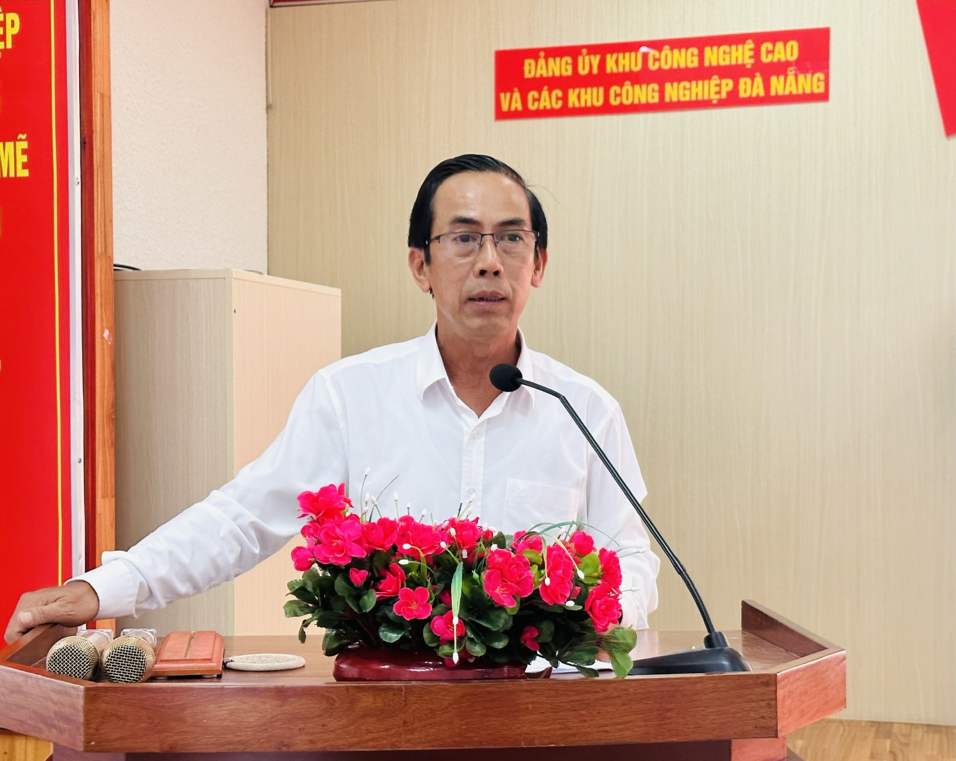 Hướng mạnh mọi hoạt động về Công đoàn cơ sở