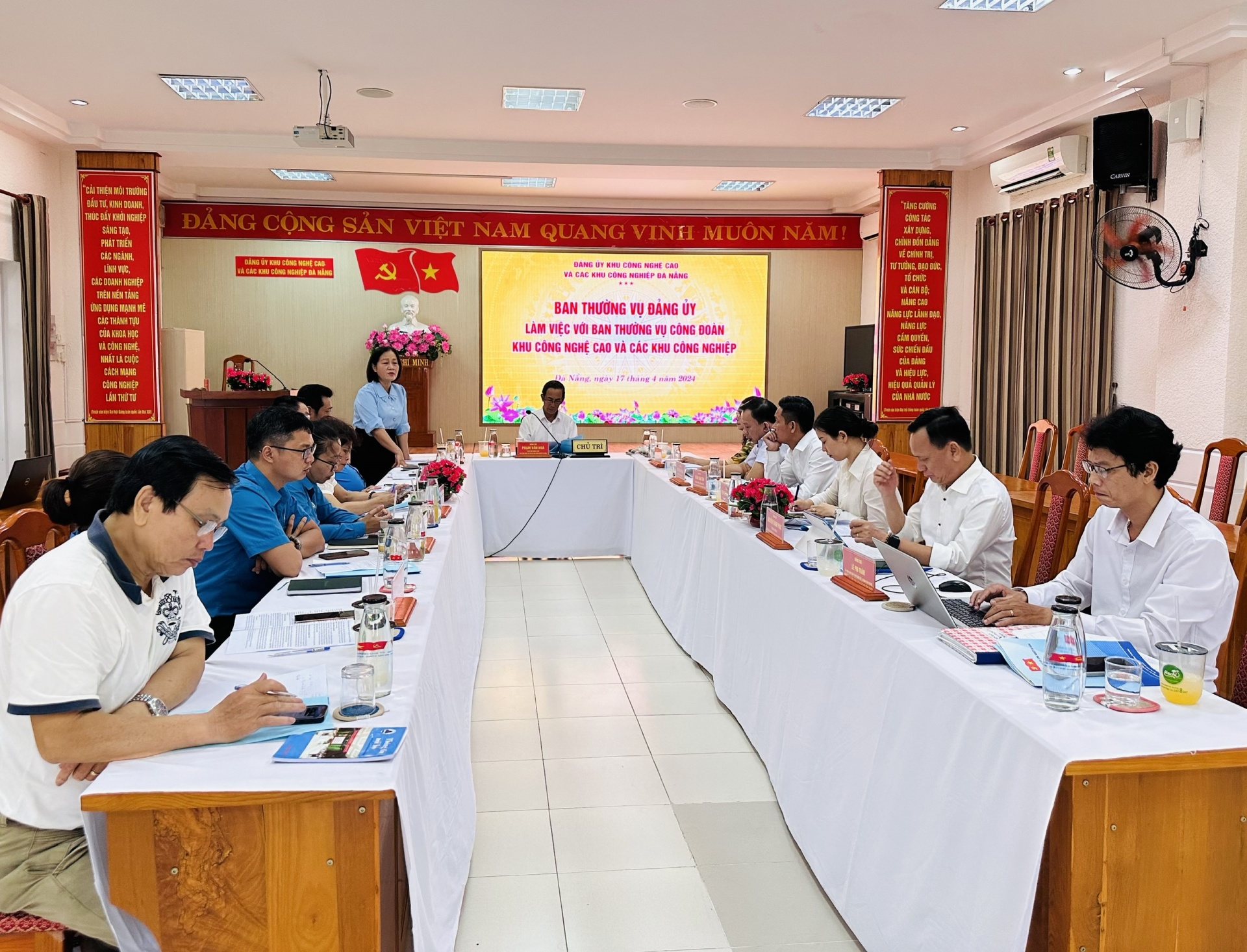 Hướng mạnh mọi hoạt động về Công đoàn cơ sở