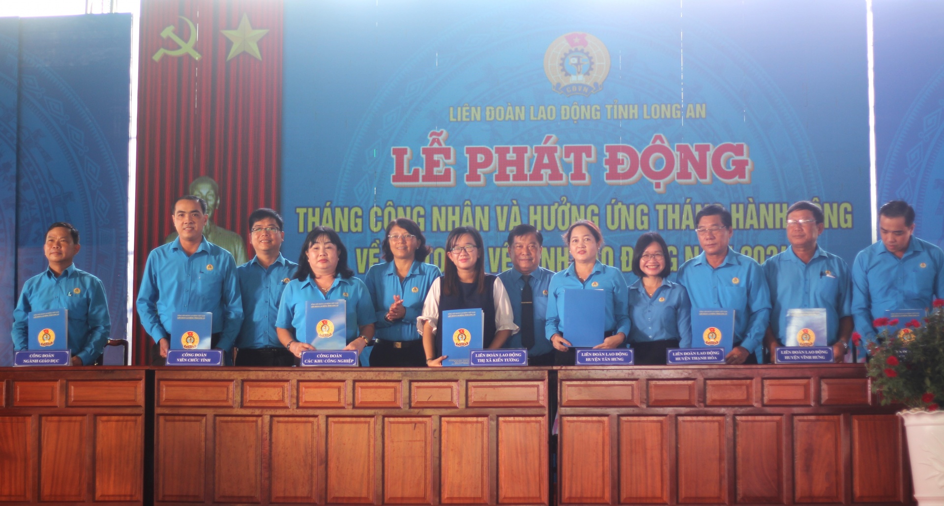 Công đoàn Long An và 5 nhiệm vụ trọng tâm Tháng Công nhân 2024 Công đoàn Long An và 5 nhiệm vụ trọng tâm Tháng Công nhân 2024