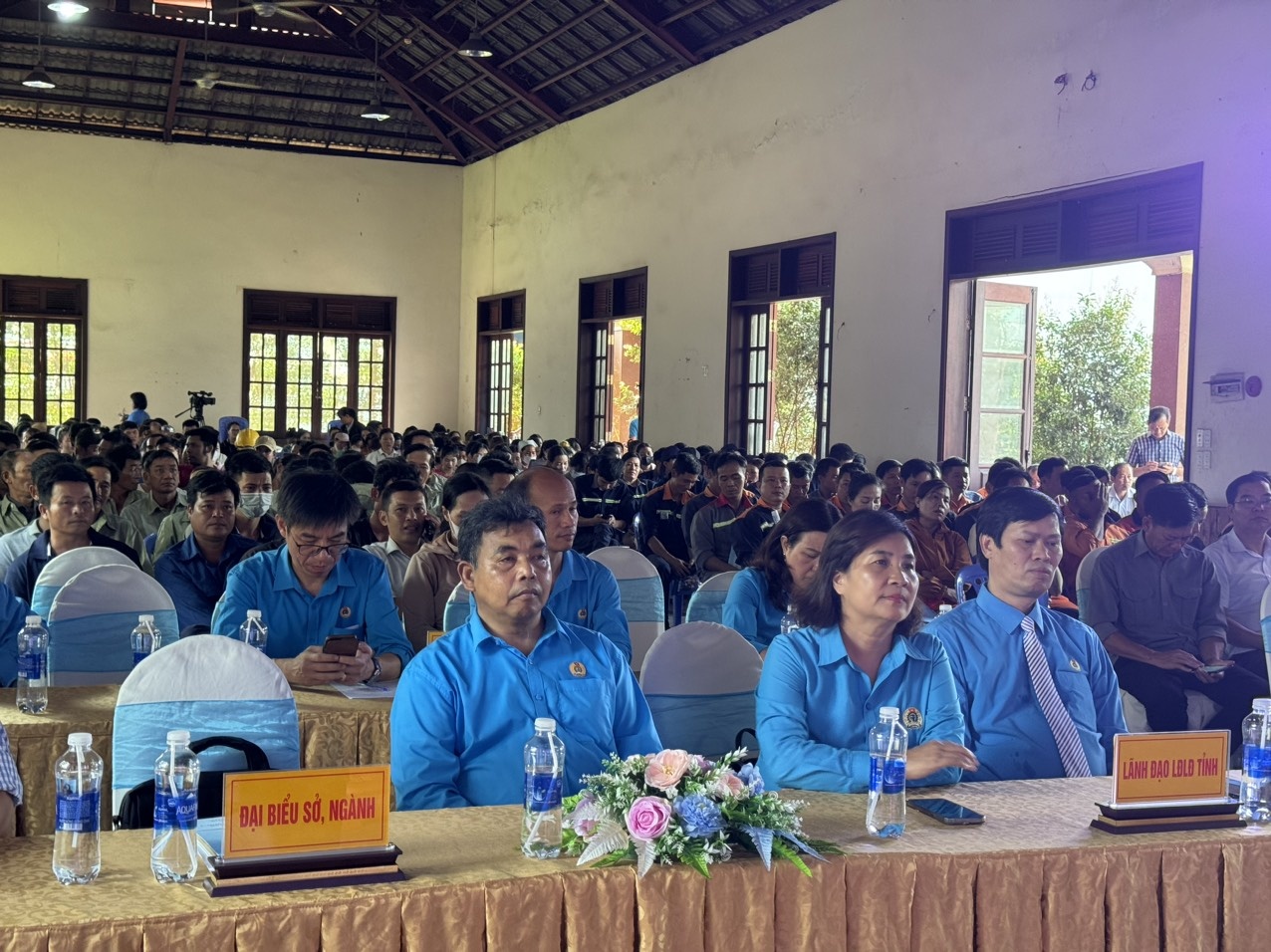 Công nhân Đắk Lắk phấn khởi dự lễ phát động Tháng Công nhân