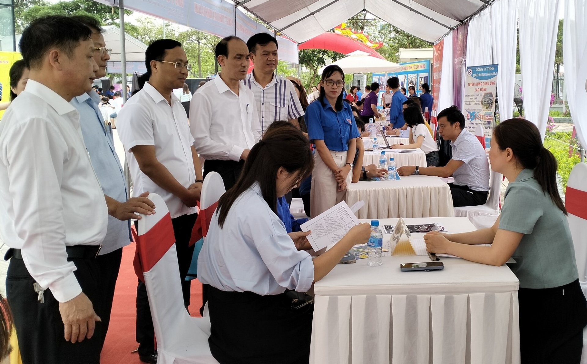 Kết nối việc làm và nguồn nhân lực chất lượng tại phiên giao dịch việc làm