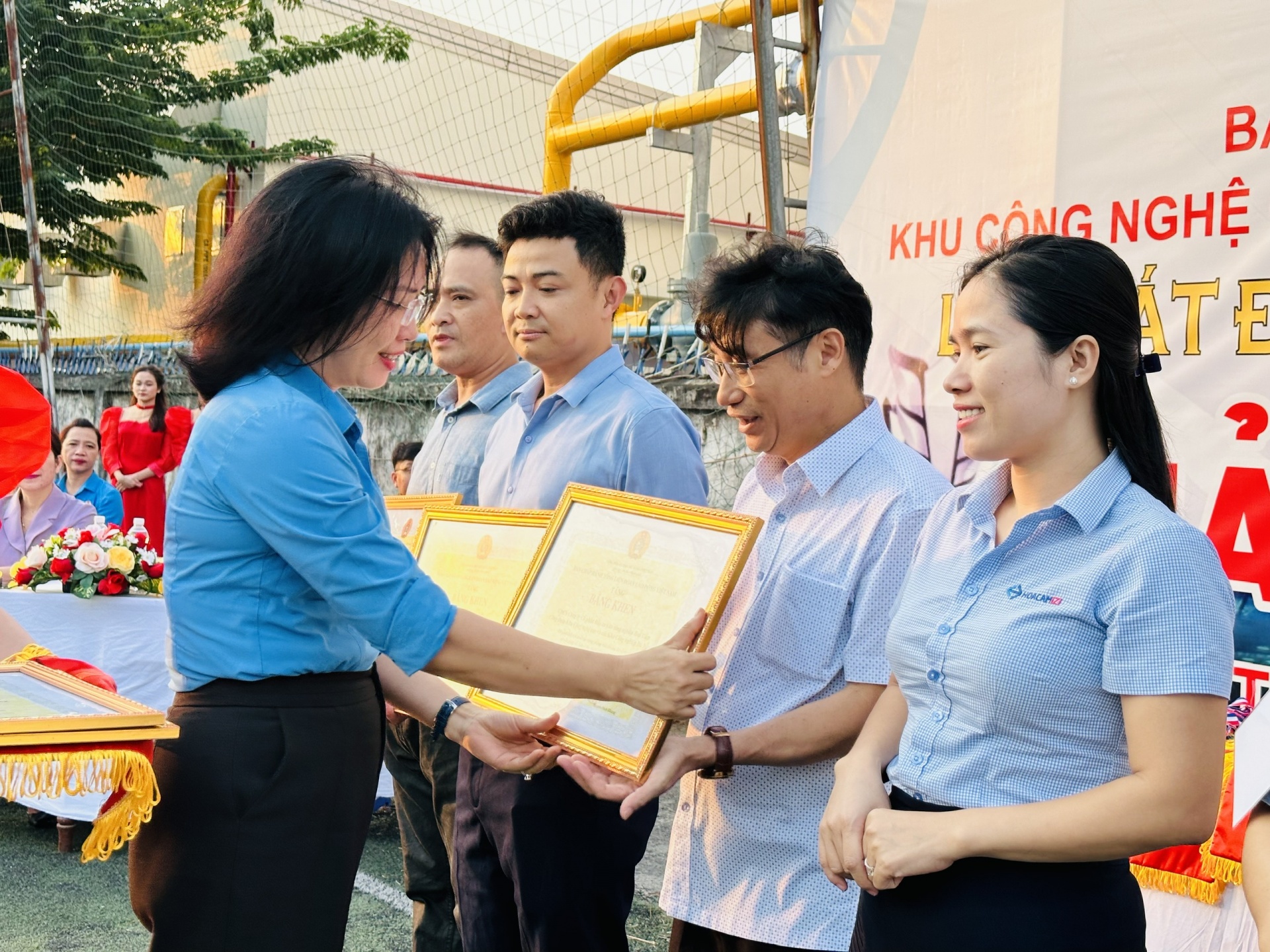 Chăm lo cho 1100 đoàn viên, người lao động khó khăn