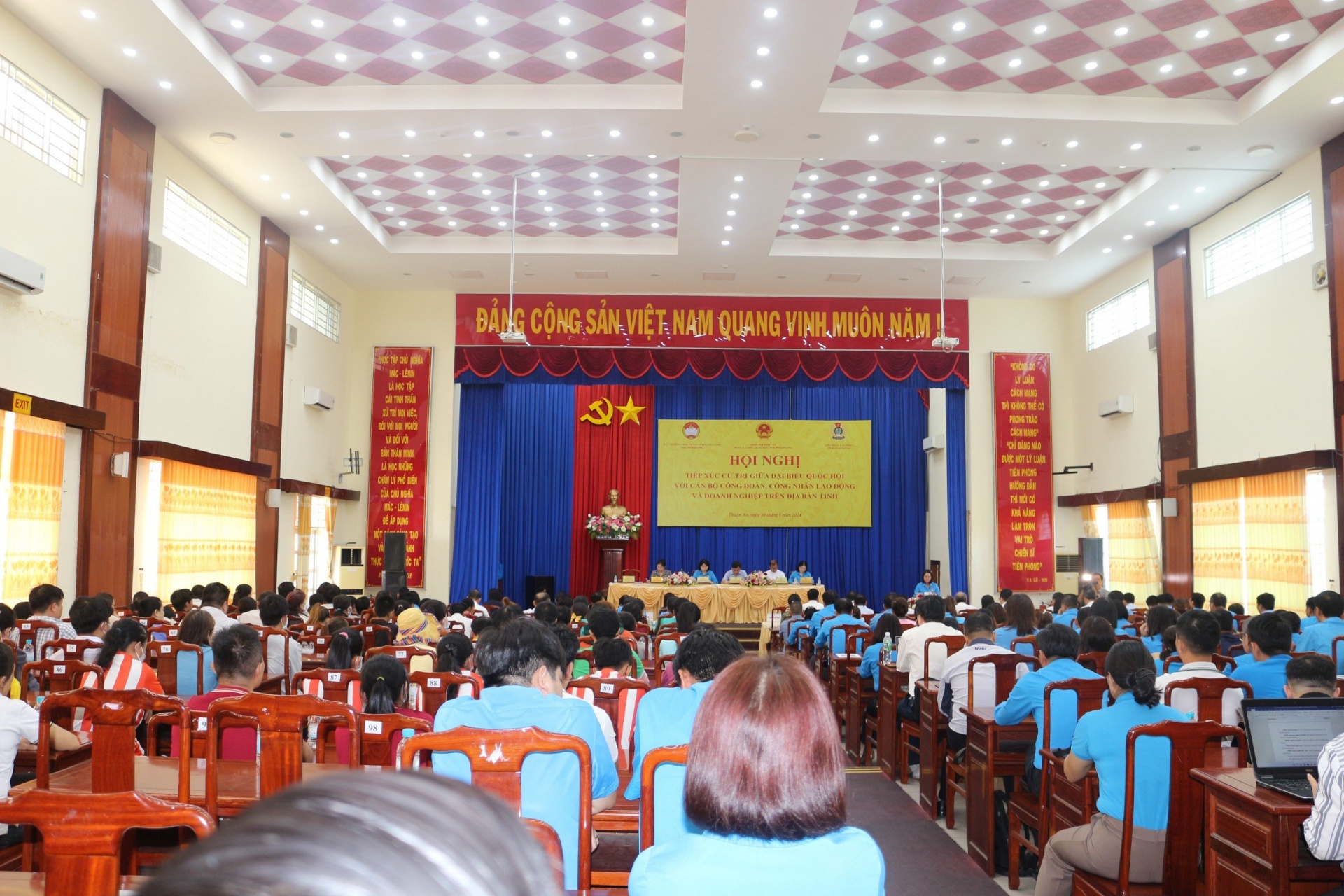 Công nhân kiến nghị về Luật Bảo hiểm xã hội và Công nhân kiến nghị về Luật Bảo hiểm xã hội và