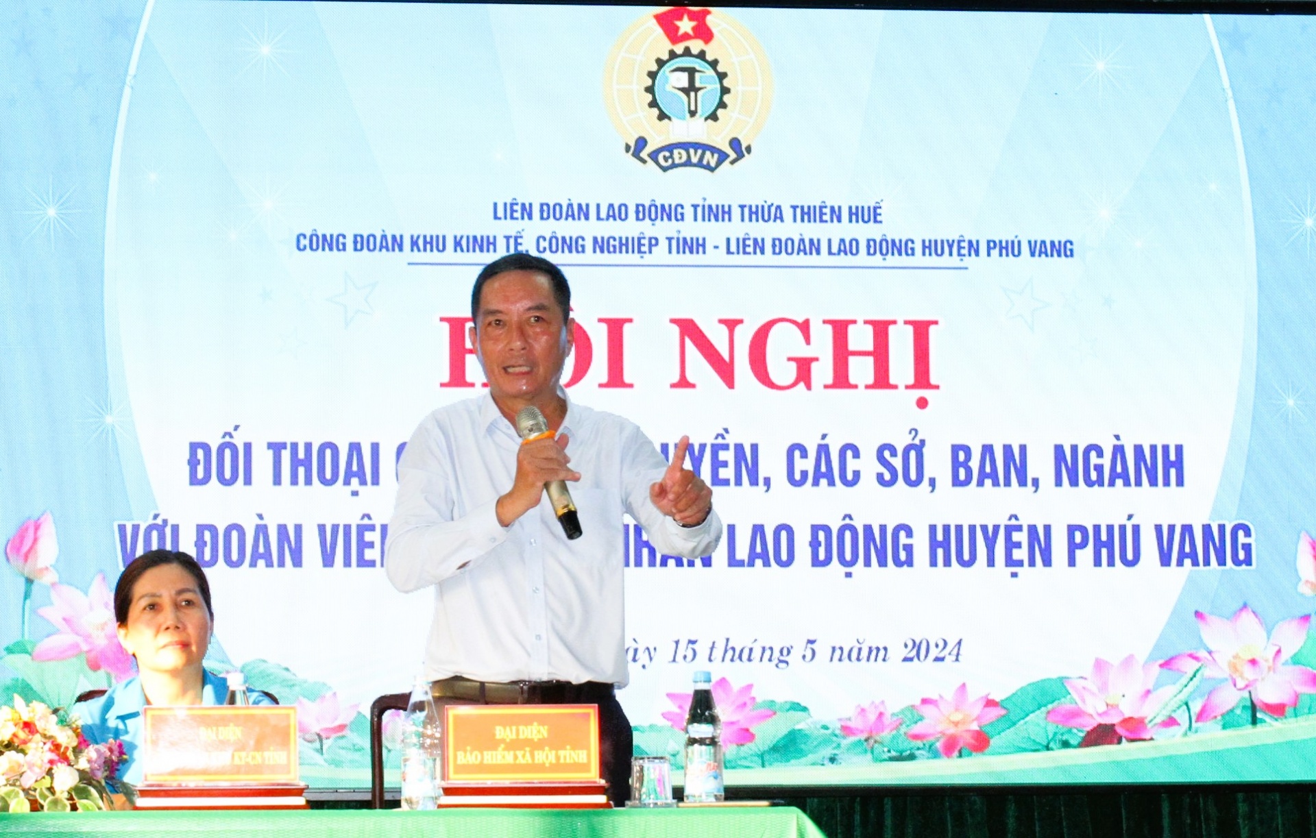 Người lao động cần hết sức cân nhắc khi rút bảo hiểm xã hội một lần Người lao động cần hết sức cân nhắc khi rút bảo hiểm xã hội một lần