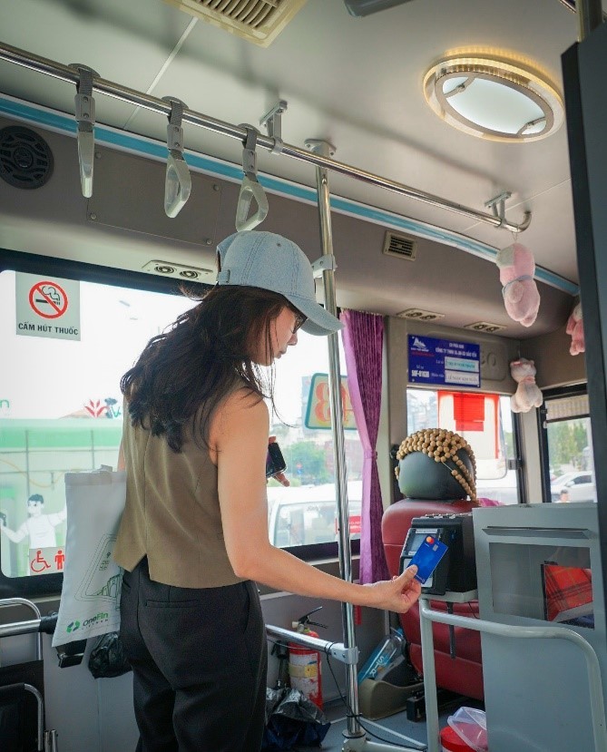 Điểm ưu việt của cổng thanh toán một chạm cho xe bus ở TP Hồ Chí Minh Điểm ưu việt của cổng thanh toán một chạm cho xe bus ở TP Hồ Chí Minh