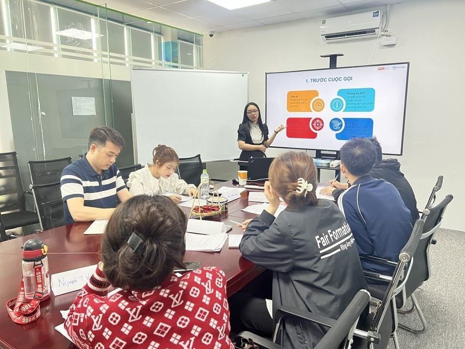 Công ty TNHH PMC Bảo hiểm tuyển nhân viên bán hàng qua điện thoại