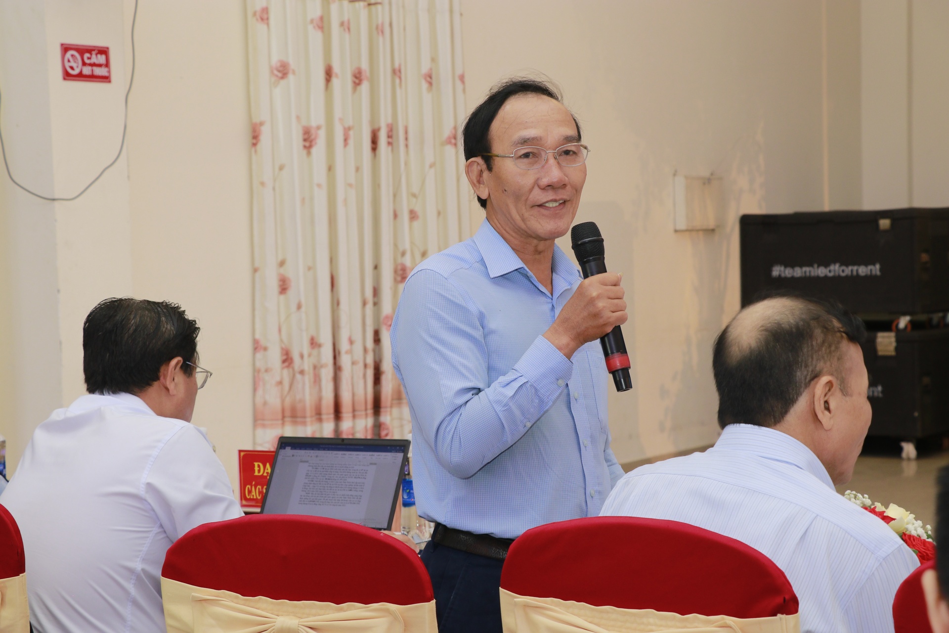 Lãnh đạo tỉnh Thừa Thiên Huế đối thoại trực tiếp với đoàn viên, người lao động Lãnh đạo tỉnh Thừa Thiên Huế đối thoại trực tiếp với đoàn viên, người lao động