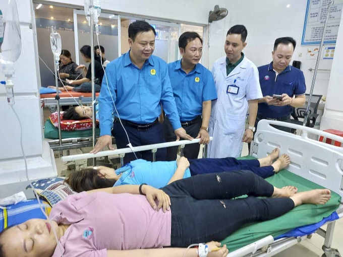 73 công nhân nghị bị ngộ độc thực phẩm tại Nghệ An: Có 51 người đã ổn định sức khỏe