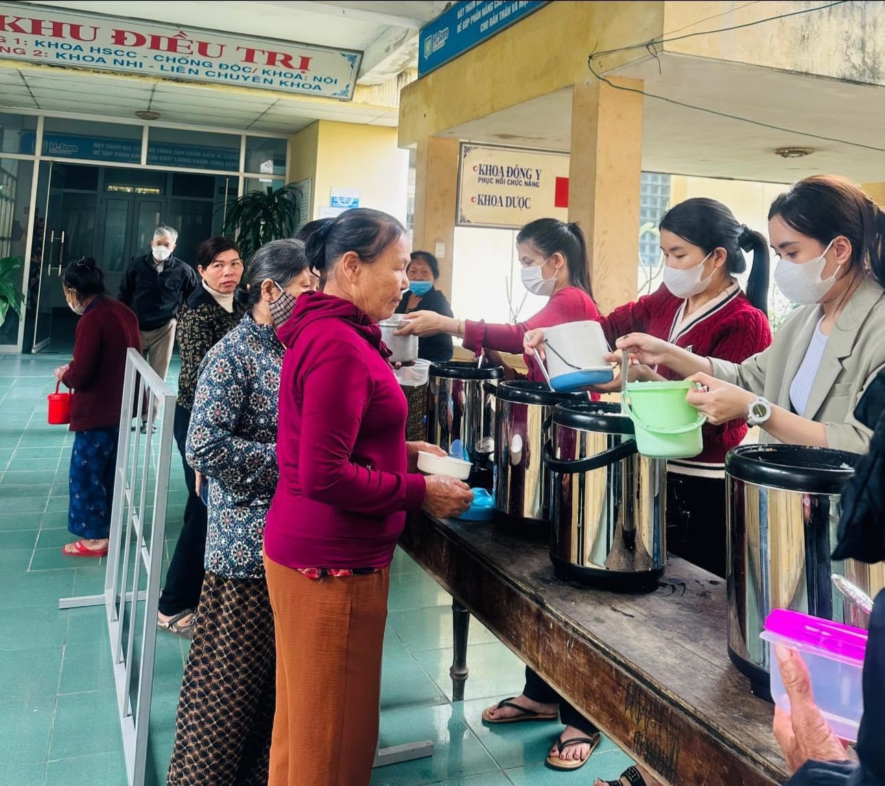 Công đoàn huyện Triệu Phong: Luôn đồng hành với đoàn viên, người lao động yếu thế
