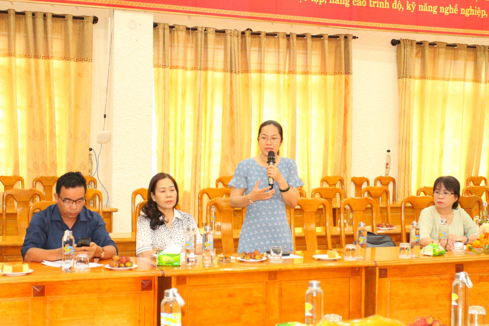 Lan tỏa hình ảnh, con người Đà Nẵng qua những mô hình, tấm gương CNVC, lao động