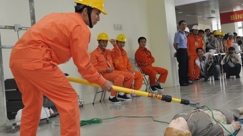 An toàn vệ sinh viên phải gương mẫu chấp hành các yêu cầu về ATVSLĐ