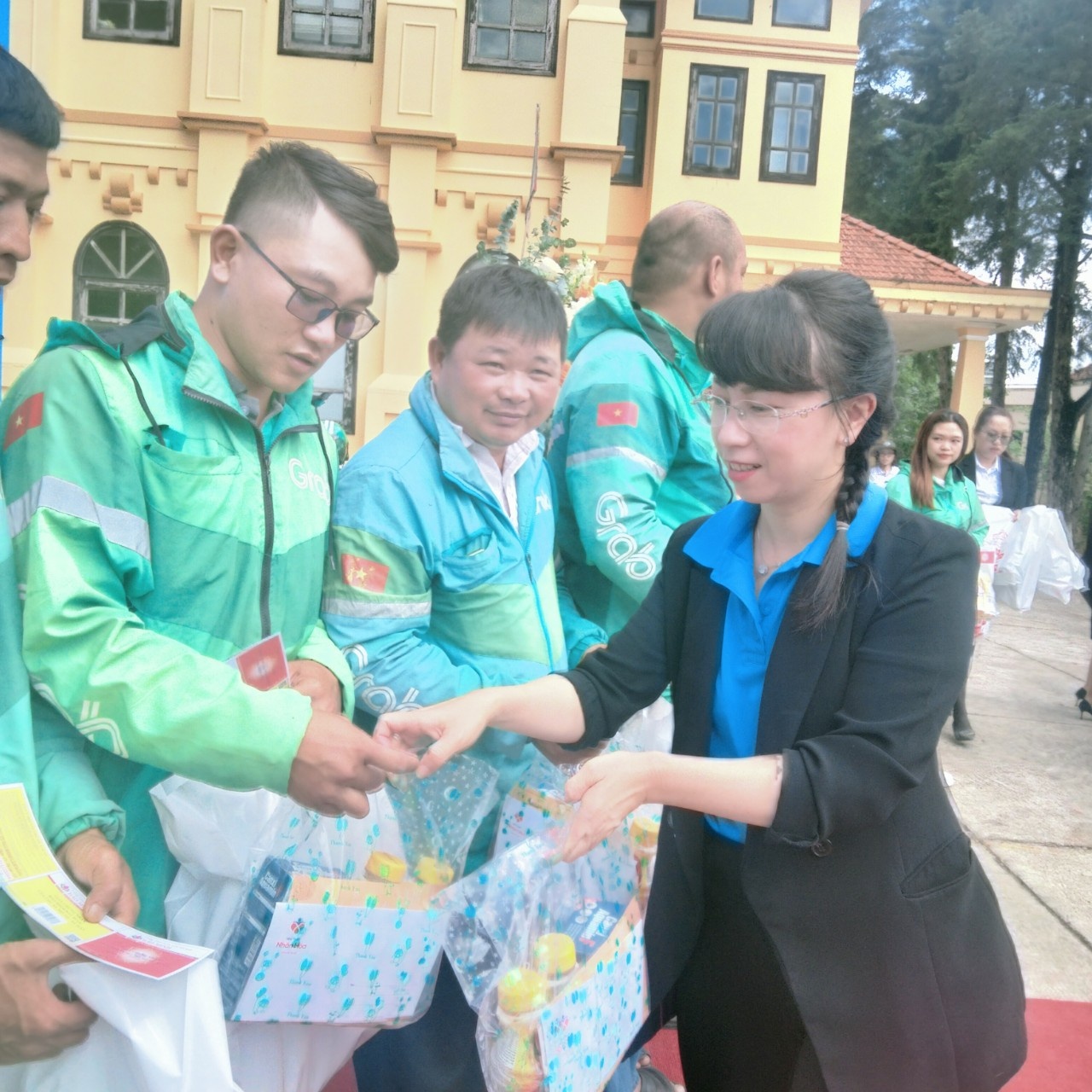 Giải pháp nào để thành lập công đoàn ngoài khu vực nhà nước Giải pháp nào để thành lập công đoàn ngoài khu vực nhà nước