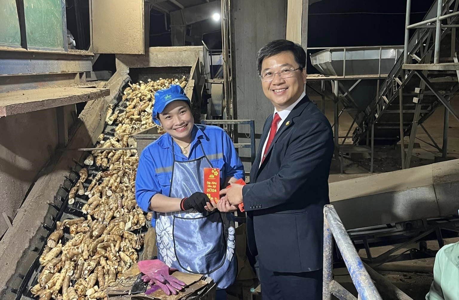 Chuyện ghi ở Tổng công ty Thương mại Quảng Trị (Bài 1) Chuyện ghi ở Tổng công ty Thương mại Quảng Trị (Bài 1)
