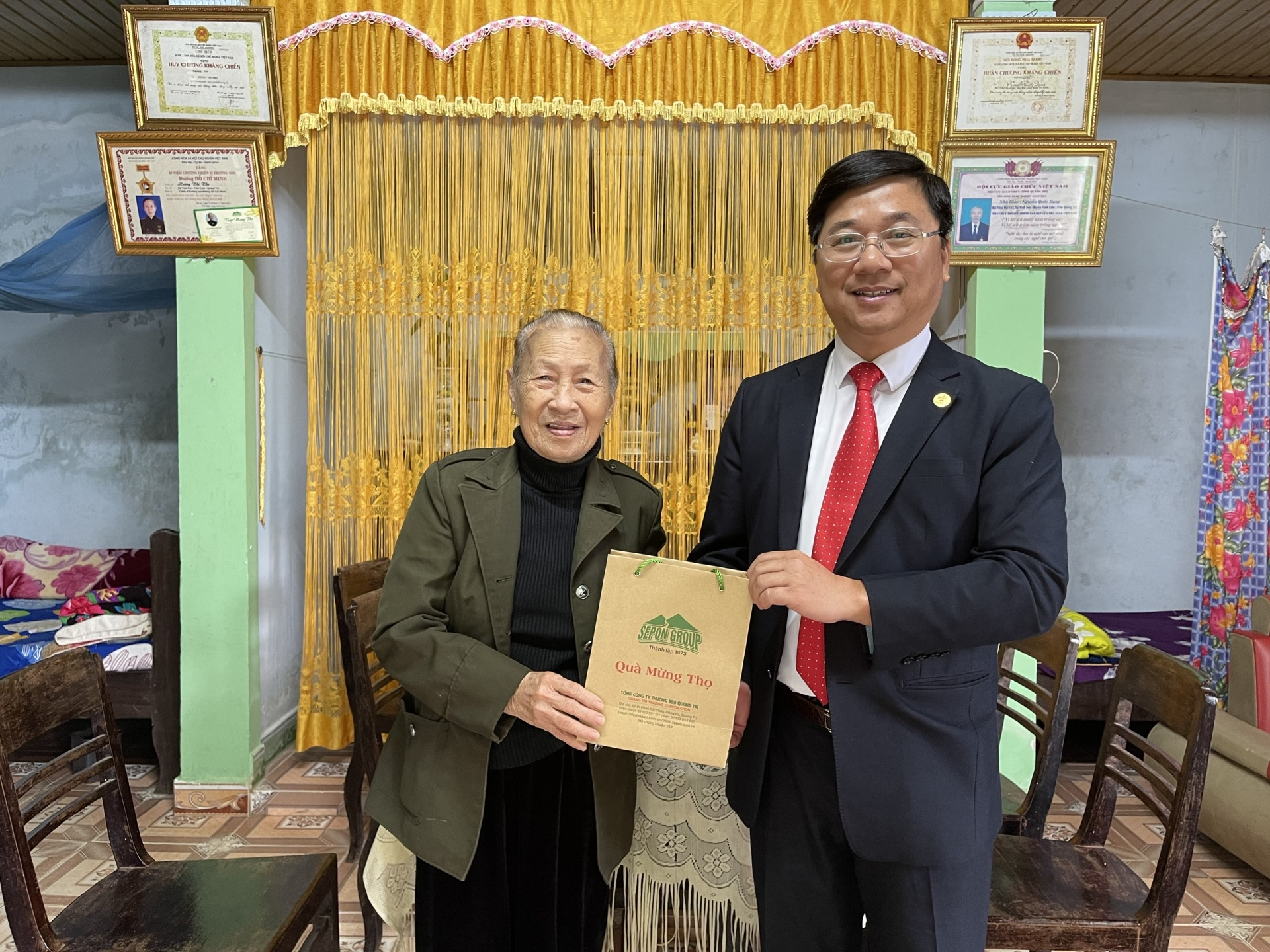 Chuyện ghi ở Tổng công ty Thương mại Quảng Trị (Bài 2) Chuyện ghi ở Tổng công ty Thương mại Quảng Trị (Bài 2)
