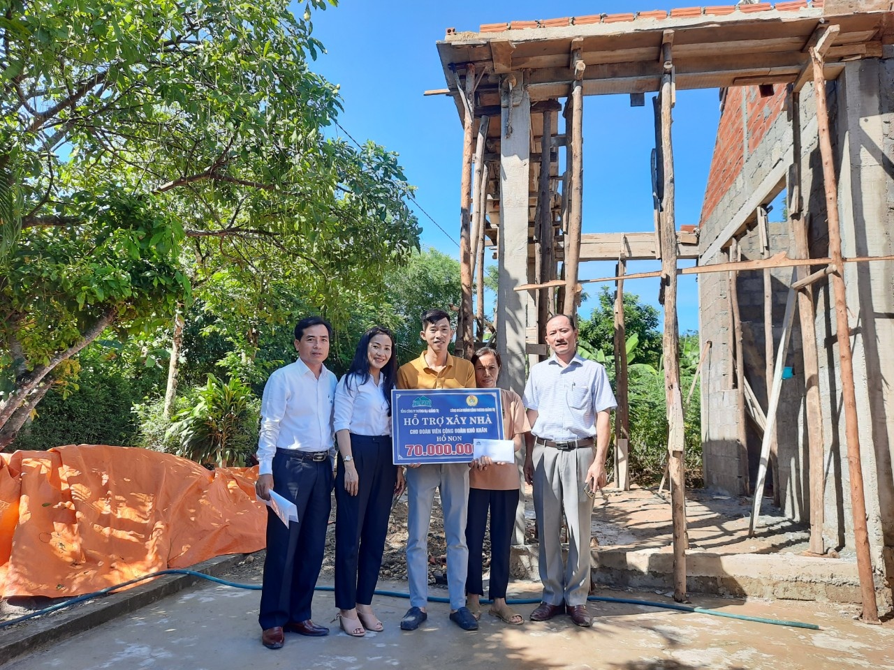 Chuyện ghi ở Tổng công ty Thương mại Quảng Trị (Bài 2) Chuyện ghi ở Tổng công ty Thương mại Quảng Trị (Bài 2)