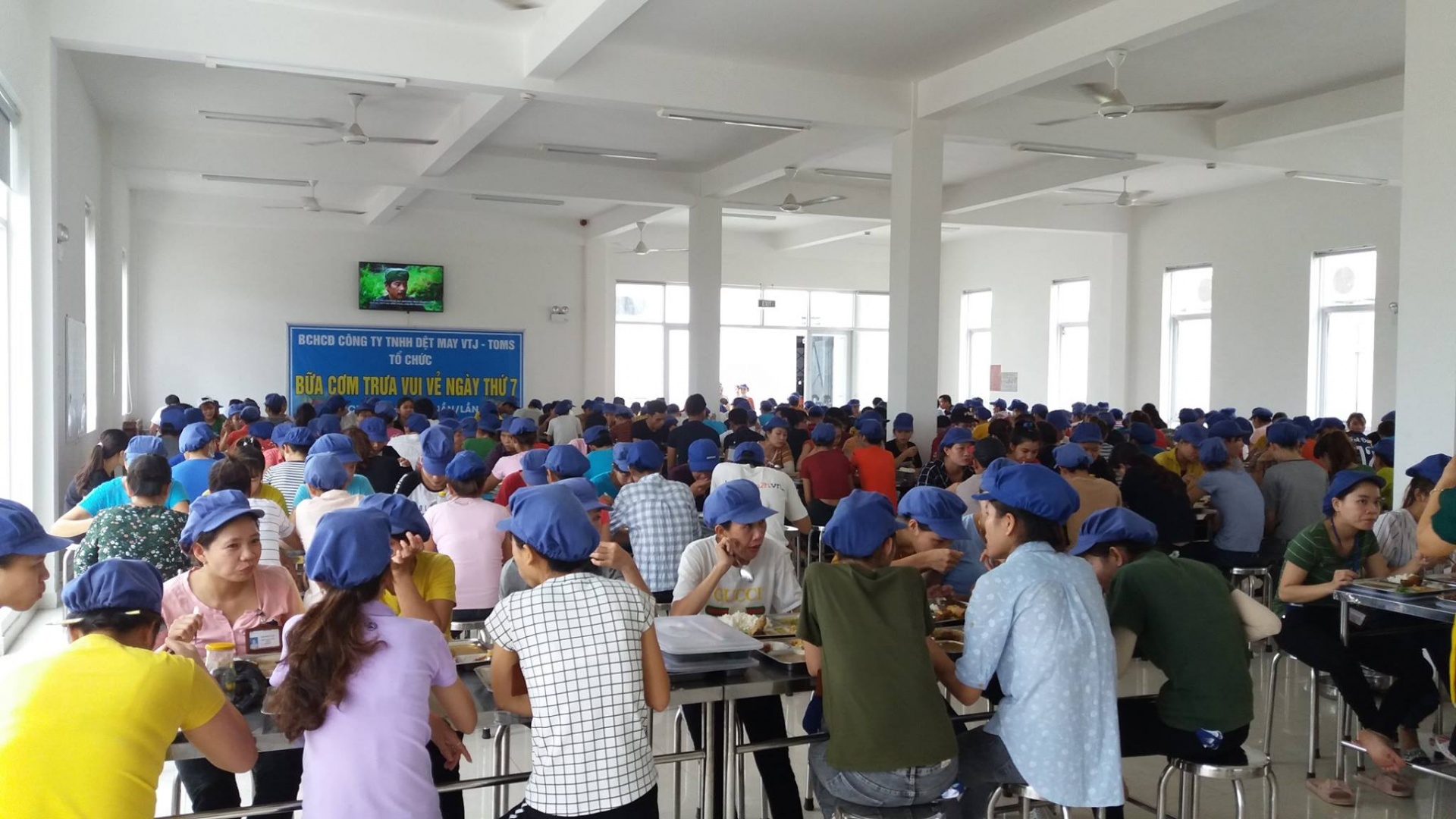 Công đoàn Công ty TNHH Dệt may VTJ TOMS: lan tỏa yêu thương từ tổ chức Công đoàn