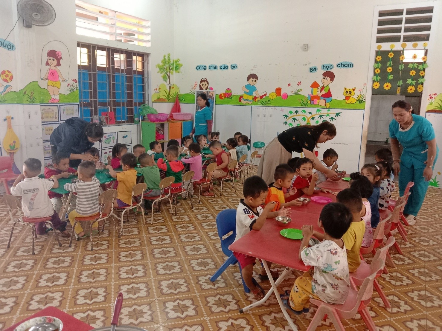 Hơn cả “một ngày đến trường là một ngày vui” Hơn cả “một ngày đến trường là một ngày vui”