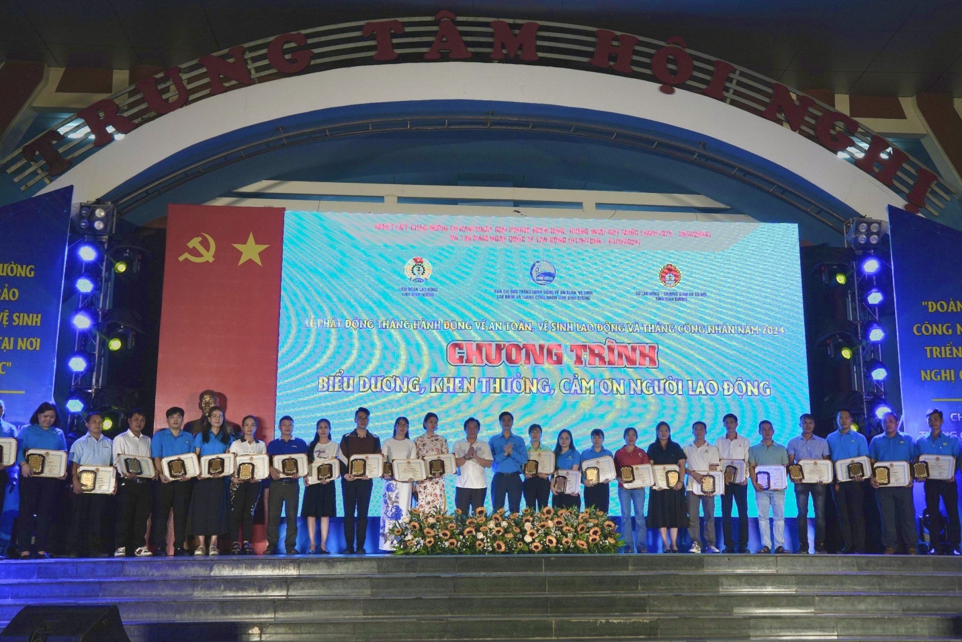 Công đoàn Bình Dương: Điểm tựa cho lao động nhập cư Công đoàn Bình Dương: Điểm tựa cho lao động nhập cư
