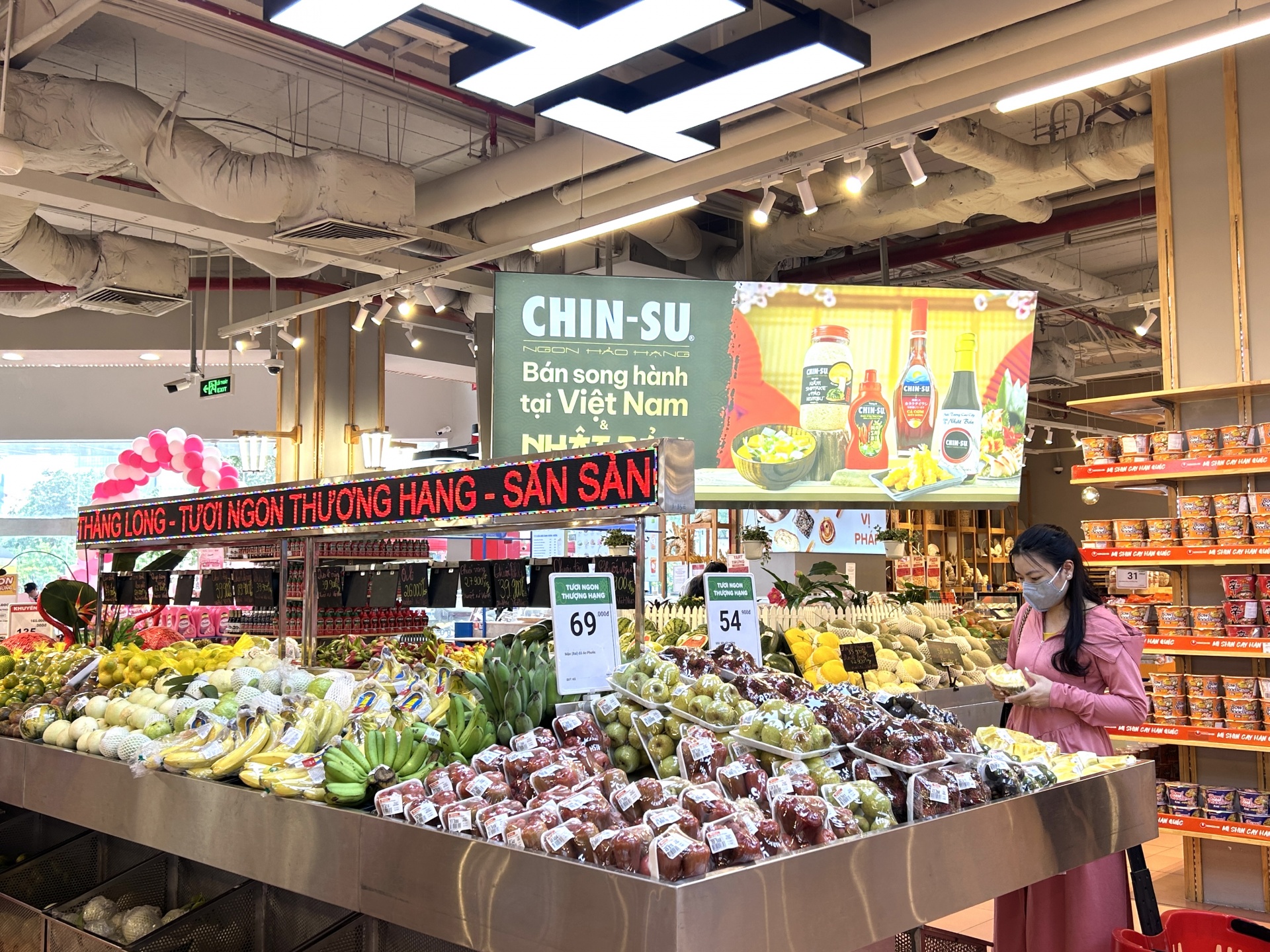 Đa dạng rau củ quả tươi ngon, chất lượng với nhiều ưu đãi dành cho người tiêu dùng Đa dạng rau củ quả tươi ngon, chất lượng với nhiều ưu đãi dành cho người tiêu dùng