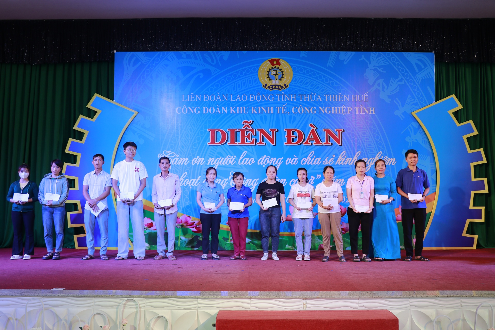 Đổi mới hoạt động Công đoàn theo hướng khoa học, sáng tạo, hướng về cơ sở