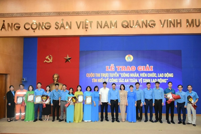 Để đoạt giải cuộc thi trực tuyến cần tìm hiểu văn bản pháp luật và có câu chuyện thực tế