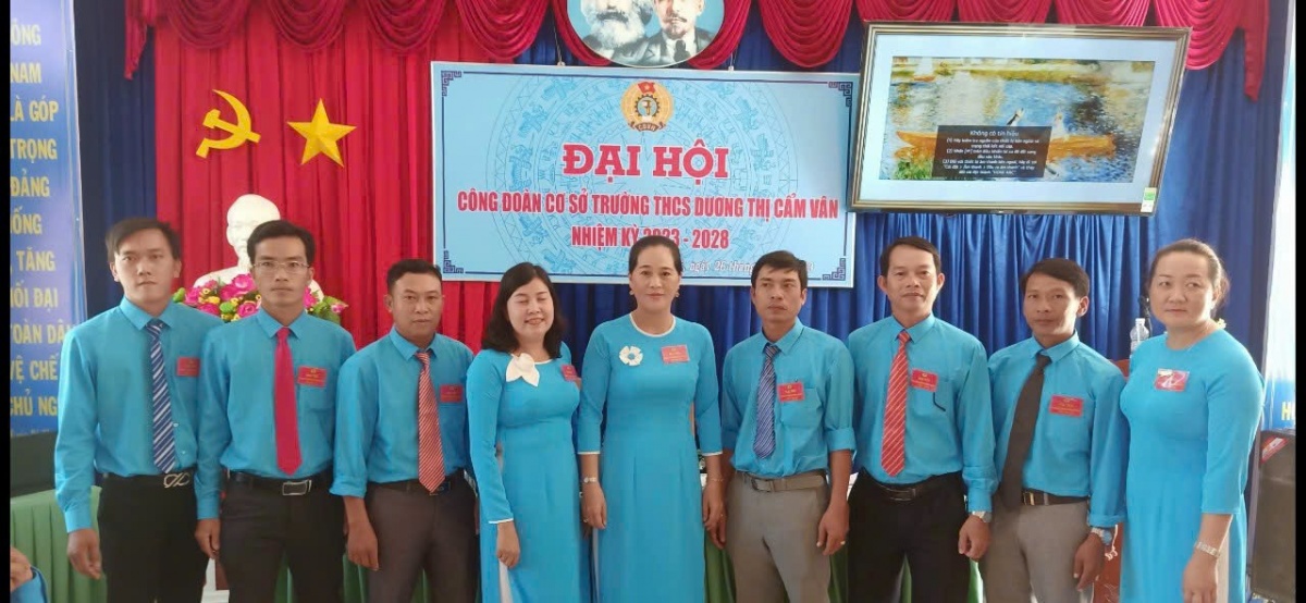 Công đoàn Trường THCS Dương Thị Cẩm Vân thắp sáng niềm đam mê nghề giáo trong tôi