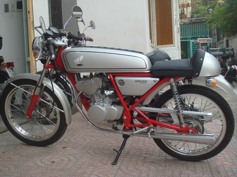 Honda Dream 50 - phiên bản hoài cổ của Honda RC110 Honda Dream 50 - phiên bản hoài cổ của Honda RC110