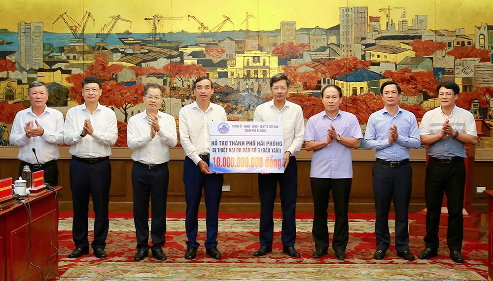Đà Nẵng: Công đoàn, chính quyền kêu gọi hỗ trợ các tỉnh, thành phía Bắc khắc phục hậu quả bão số 3 Đà Nẵng: Công đoàn, chính quyền kêu gọi hỗ trợ các tỉnh, thành phía Bắc khắc phục hậu quả bão số 3