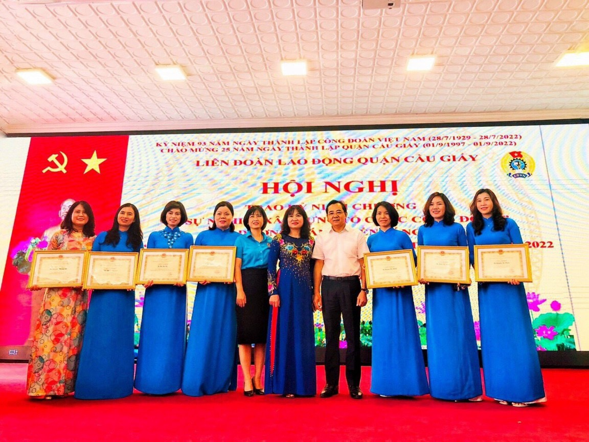 Cô giáo 30 năm tận tâm, nhiệt huyết với nghề dạy học ở Thủ đô