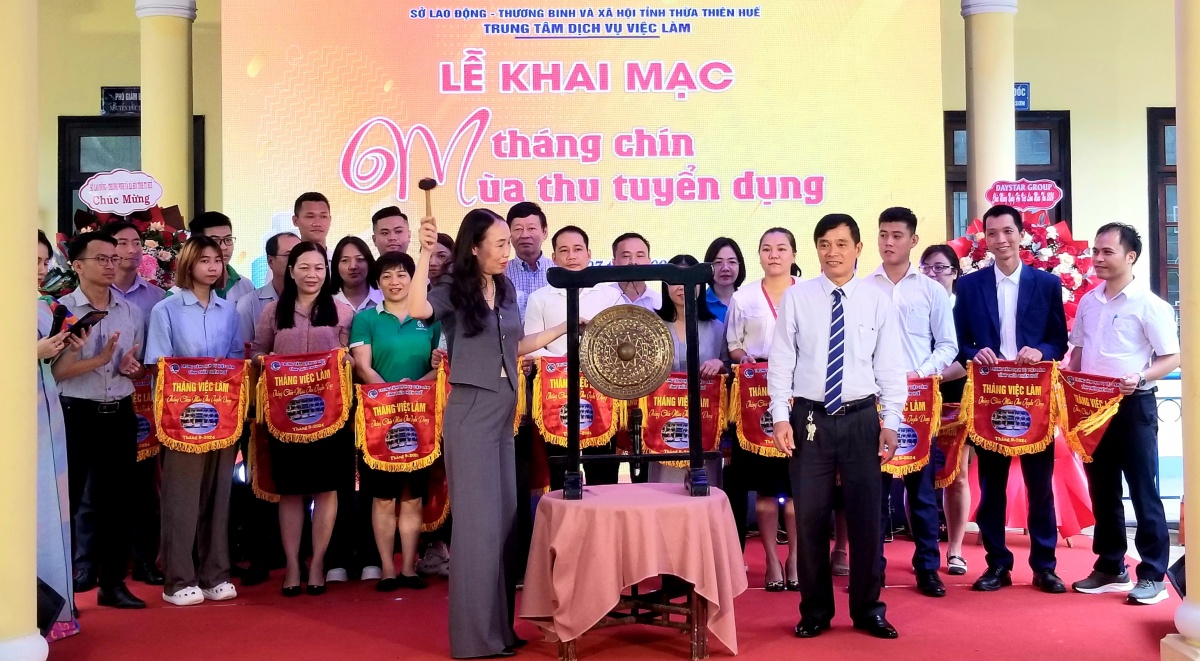 Thừa Thiên Huế: Hơn 7.400 việc làm được kết nối qua sàn giao dịch điện tử