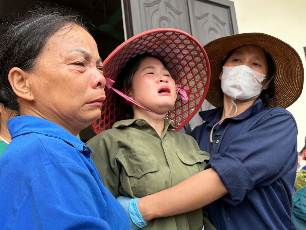 Câu chuyện Làng Nủ và bài học đối phó với cơn bão số 4 Câu chuyện Làng Nủ và bài học đối phó với cơn bão số 4