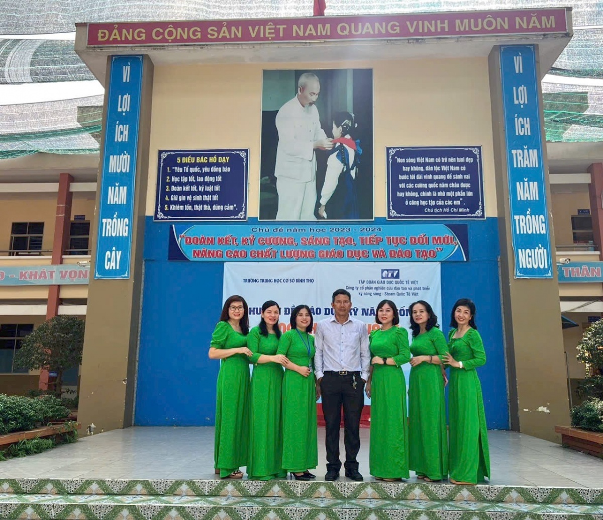 Vòng tay Công đoàn Trường THCS Bình Thọ - Nơi chắp cánh cho những yêu thương Vòng tay Công đoàn Trường THCS Bình Thọ - Nơi chắp cánh cho những yêu thương