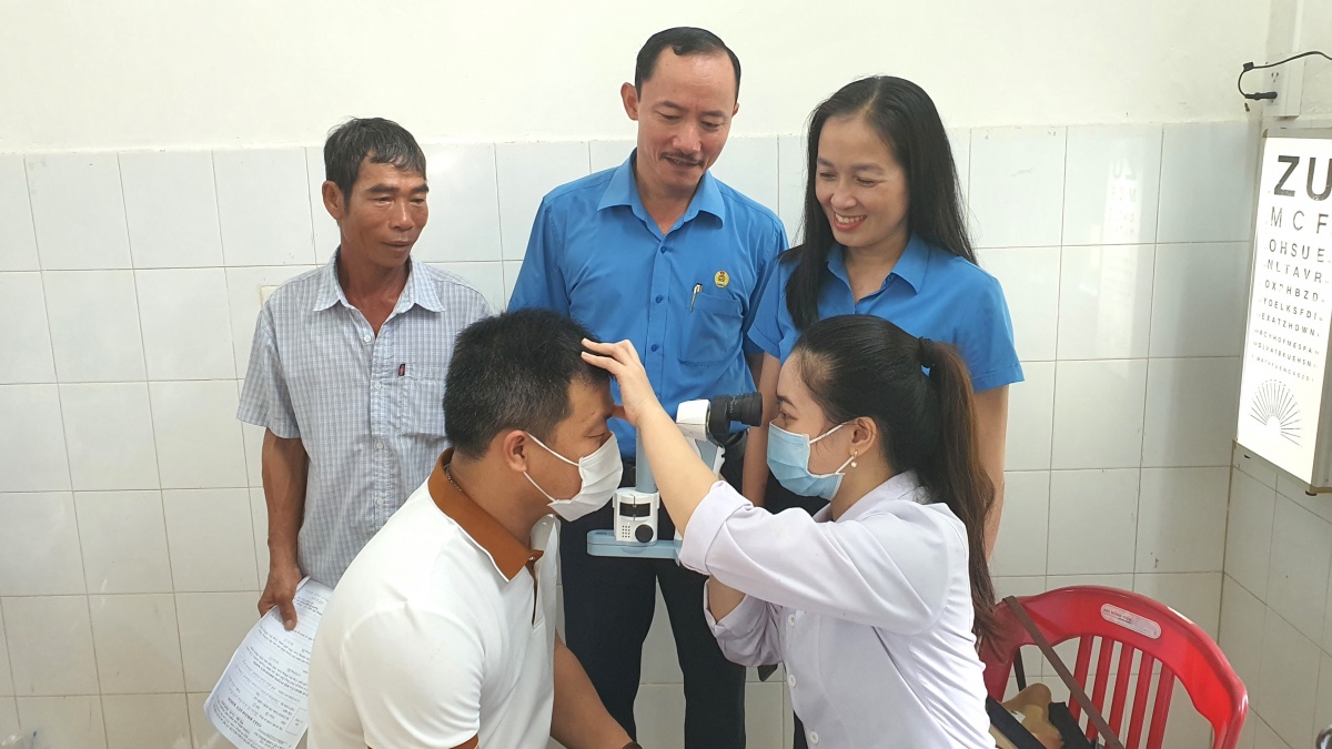 Người lao động được quan tâm, chăm lo sức khỏe từ chương trình phúc lợi Người lao động được quan tâm, chăm lo sức khỏe từ chương trình phúc lợi