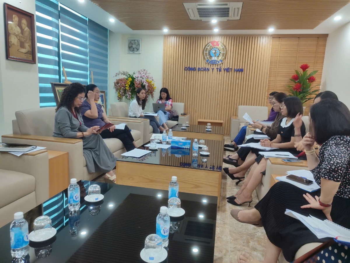 Công đoàn Ngành Y tế tôn vinh phong cách phục vụ vì sự hài lòng của người bệnh