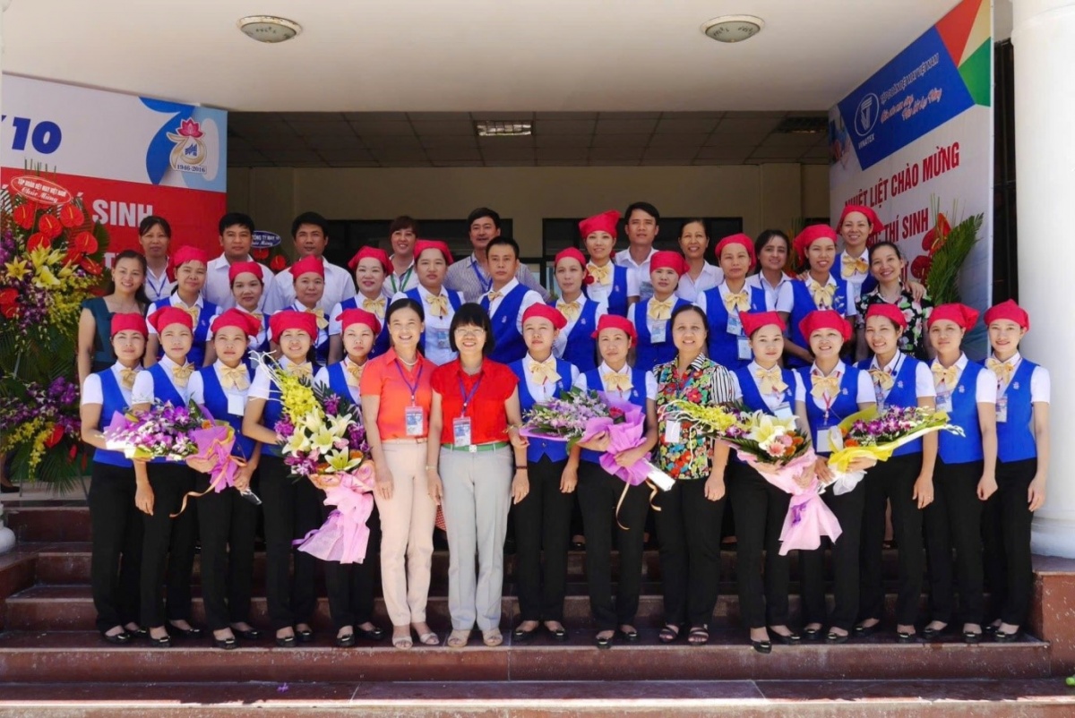 Chị Đỗ Thị Thúy- “bàn tay vàng” của Tổng công ty May 10