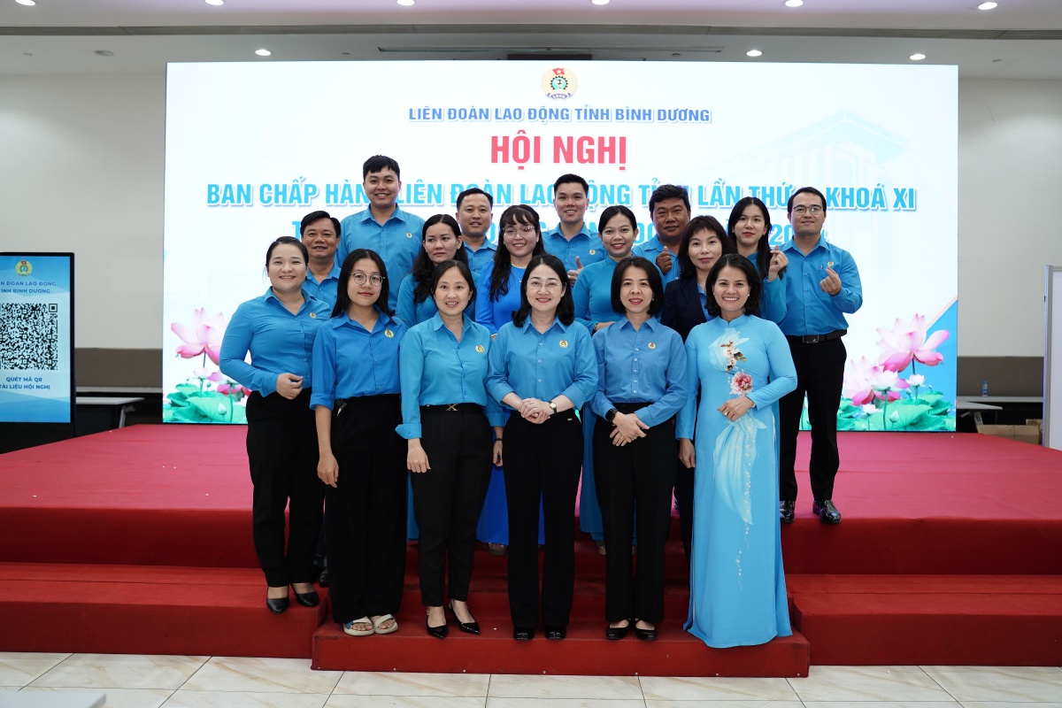 LĐLĐ tỉnh Bình Dương vượt nhiều chỉ tiêu, được biểu dương xuất sắc LĐLĐ tỉnh Bình Dương vượt nhiều chỉ tiêu, được biểu dương xuất sắc